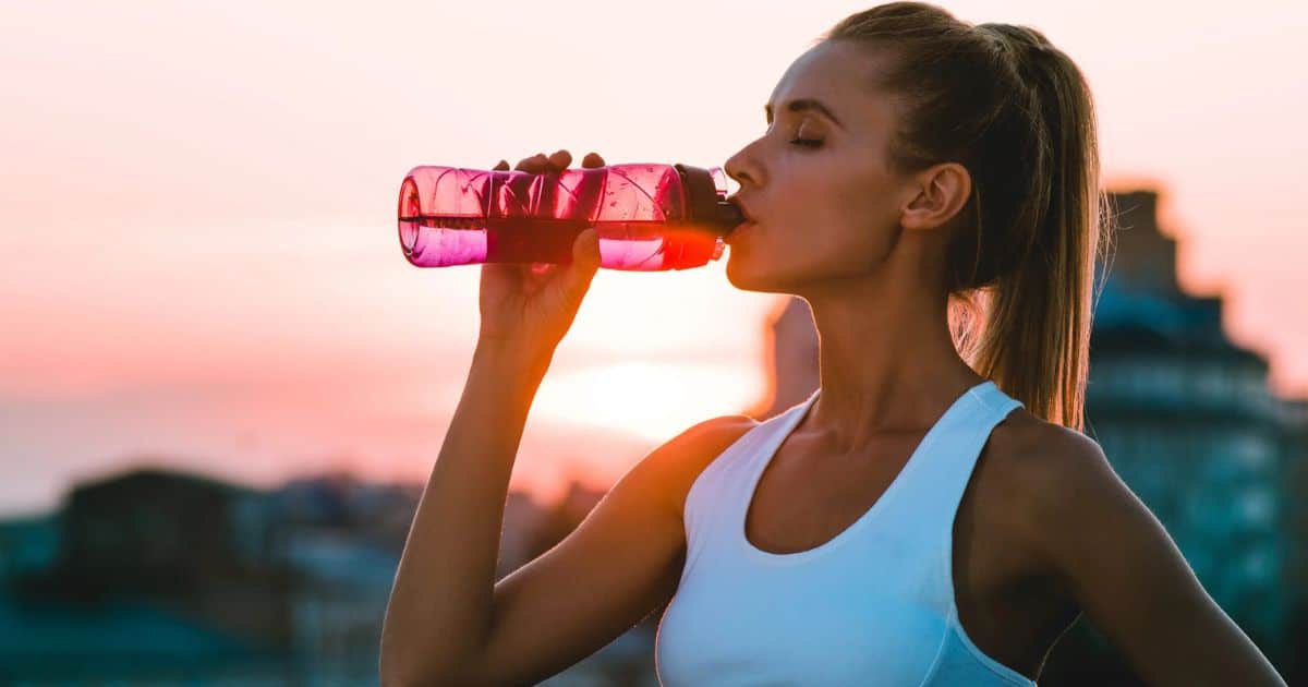 How Much Water Should You Drink To Lose Weight?